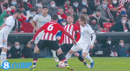 绿帽哥：利物浦高层与斯洛特今日开会，萨拉赫无缘下周欧冠名单