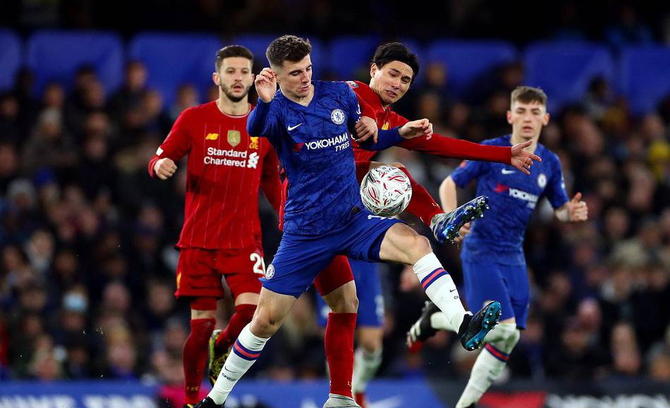 隐蔽骗术：揭秘“赌场内的‘借筹码换现’骗局”——利用汇率差进行套利。（暗箱套现：揭秘赌场“借筹码”骗局与汇率差套利）